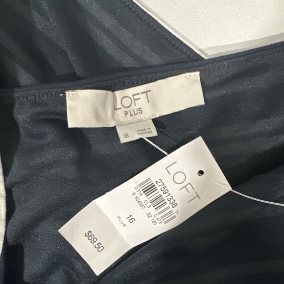 NWT $70 LOFT Plus [ 16 16W‎ ] Striped Wrap Back Flare Dress in Blue White #T1512 - Picture 4 of 15